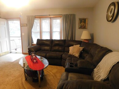 415 N Audrain St, Sturgeon, MO 65284 - photo 6