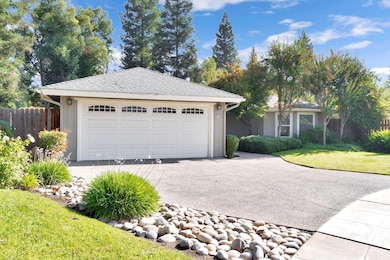 1102 W Paul Ave, Fresno, CA 93711 - photo 3