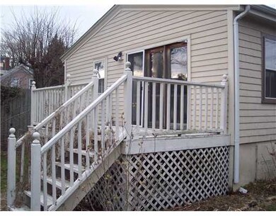 32 Poplar St, Newport, RI 02840 - photo 7