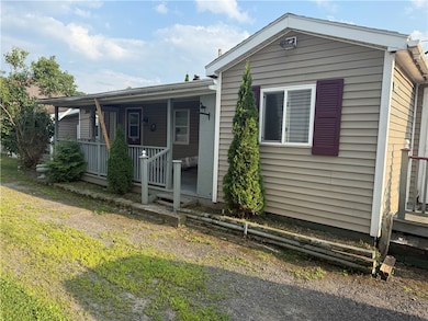 41 Center St, Richfield Springs, NY 13439 - photo 3