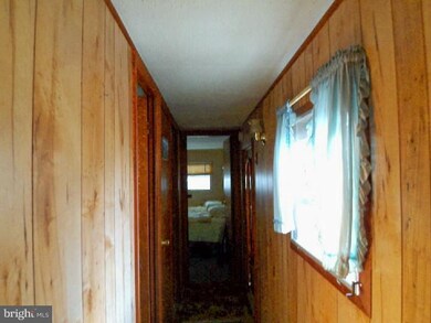 13 Mockingbird Ln, Phoenixville, PA 19460 - photo 7