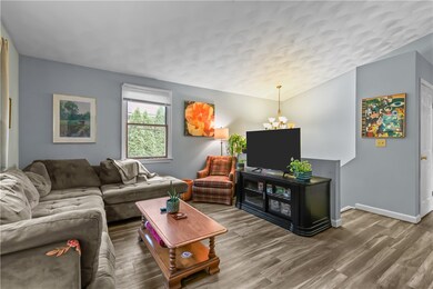 162 Rushmore Ave, Providence, RI 02909 - photo 5