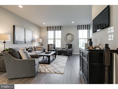 106 Mulberry Dr, Malvern, PA 19355 - photo 4