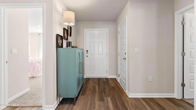 _0024_24-web-or-mls-6869 Haskins Dr -24