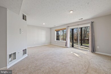8737 Silent Ct, Odenton, MD 21113 - photo 4