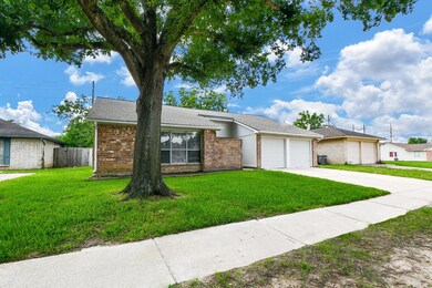 7243 Skylight Ln, Houston, TX 77095 - photo 2