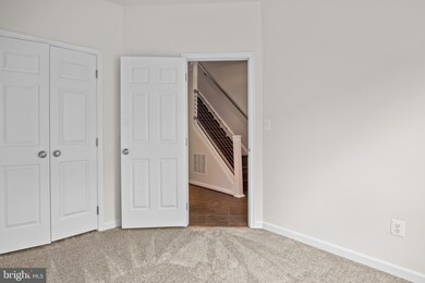 25123 Neptune Terrace, Chantilly, VA 20152 - photo 4