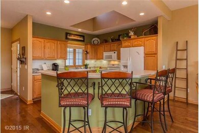 14156 Pinnacle Pointe Dr, Clive, IA 50325 - photo 7