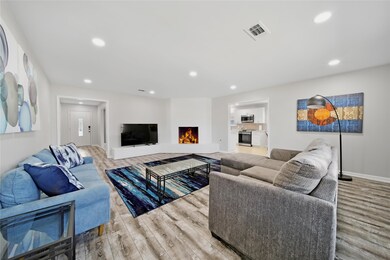 2418 Del Norte St, Houston, TX 77018 - photo 7