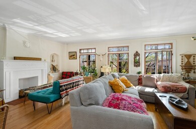 6246 N Richmond St, Chicago, IL 60659 - photo 7