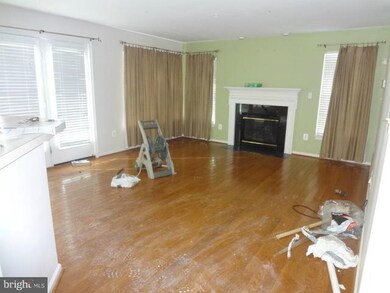 1006 Nene Goose Ct, Upper Marlboro, MD 20774 - photo 6