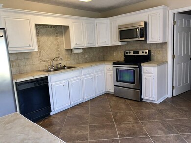 3132 Glennhaven Dr, Byram, MS 39272 - photo 4