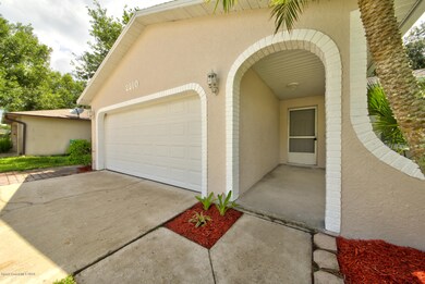 2 car garage & front entry