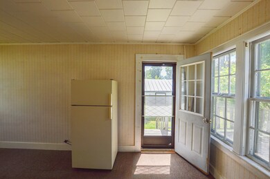 9 Meadow St, Ludlow, VT 05149 - photo 6
