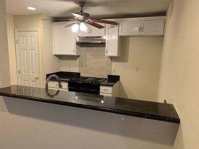 9417 Crofton St, Houston, TX 77016 - photo 4