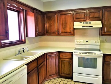 67 Davis Cir, Bella Vista, AR 72715 - photo 5