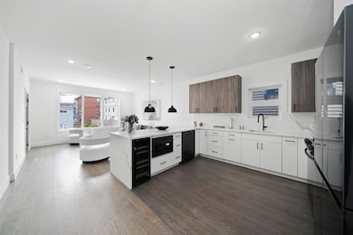 201 Lincoln St, Jersey City, NJ 07307 - photo 4
