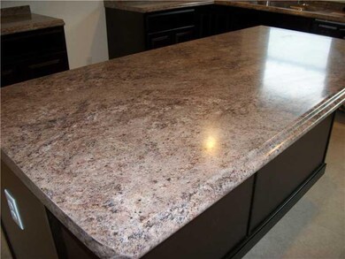 Kitchen. large Kitchen Island