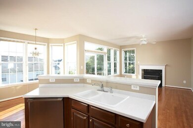 46168 Aisquith Terrace, Sterling, VA 20165 - photo 4