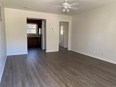 1221 S Lamar St, Weatherford, TX 76086 - photo 2