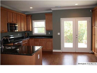 GRANITE COUNTERTOPS, STAINLESS STEEL APPLIANCES & 