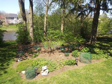 1365 E Gartner Rd, Naperville, IL 60540 - photo 2