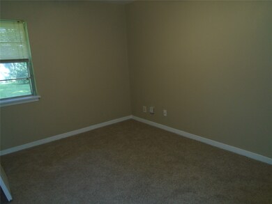 4610 De Lange Ln, Houston, TX 77092 - photo 7