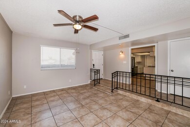 004-photo-living-room-13420617