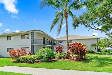 15011 Ashland Cir unit 23, Delray Beach, FL 33484 - photo 2