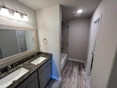 107 W Travis St, Brazoria, TX 77422 - photo 4