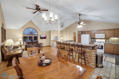 10040 Pierce Ct, Crown Point, IN 46307 - photo 7