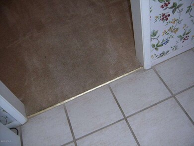 13858 N Newcastle Dr, Sun City, AZ 85351 - photo 4