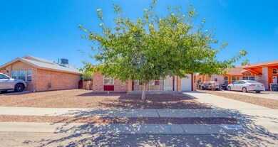 14252 Bryce Dr, Horizon City, TX 79928 - photo 2