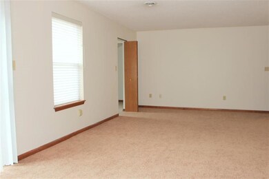 1903 Cambridge Manor Dr unit 1903, Schenectady, NY 12302 - photo 7