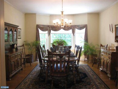 1655 Wood Bridge Ln, Collegeville, PA 19426 - photo 4