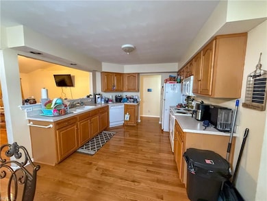 110 View Pointe Dr, Newport News, VA 23603 - photo 5