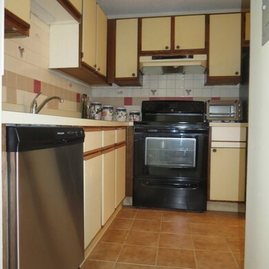 35 Longworth Ave unit 6, Brockton, MA 02301 - photo 7