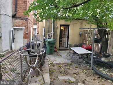 1612 Barclay St, Baltimore, MD 21202 - photo 6