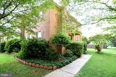 15601 Ambiance Dr, North Potomac, MD 20878 - photo 2