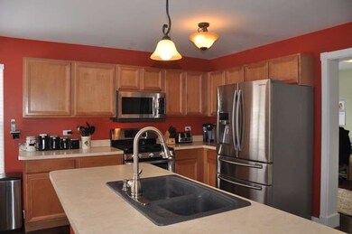 370 Winding Canyon Way, Algonquin, IL 60102 - photo 6