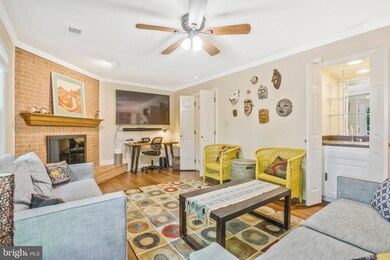 202 Governors Ct, Falls Church, VA 22046 - photo 7