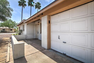 1910 N 44th Pl-7