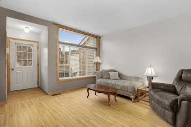 8755 Benson Way unit 101, Inver Grove Heights, MN 55076 - photo 4