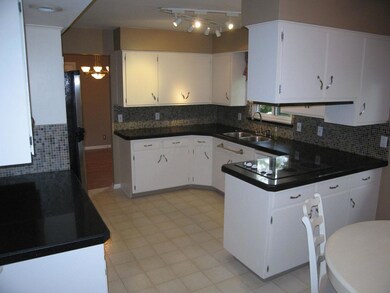 new kitchen 2