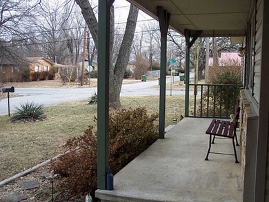 1002 W Maple St, Rogers, AR 72756 - photo 3