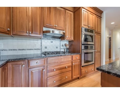 98 Rea St, North Andover, MA 01845 - photo 4