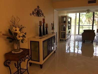 6169 Balboa Cir unit 203, Boca Raton, FL 33433 - photo 2