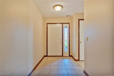 1104 Cypress Ln NW unit 63, Strasburg, OH 44680 - photo 3
