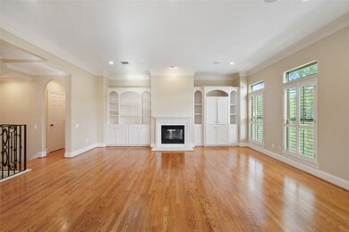 3531 Yupon St, Houston, TX 77006 - photo 4