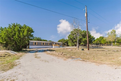 424 Brazos Mountain Dr, Weatherford, TX 76087 - photo 2